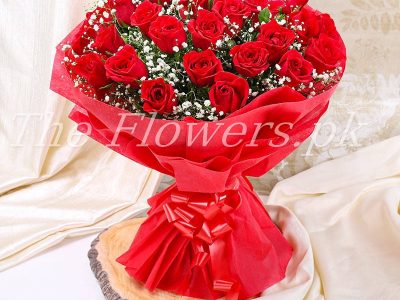 scarlet rose bouquet a 1
