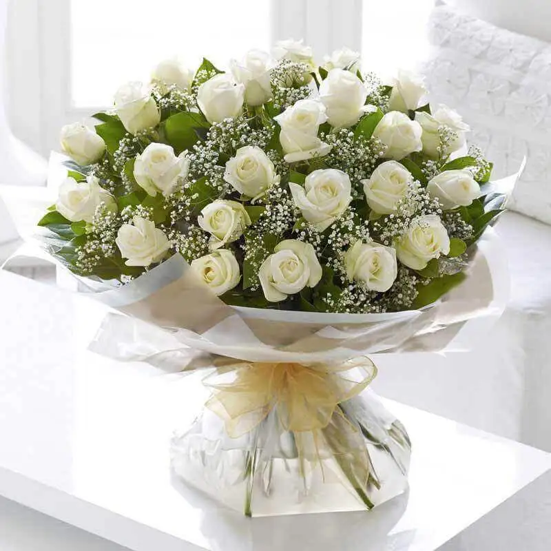 White Rose Flower Bouquet - Best florist in Pakistan